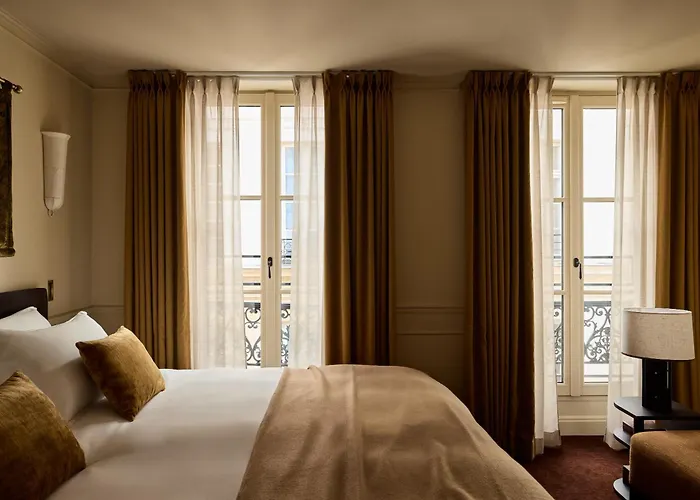 L'opale Noire Parigi