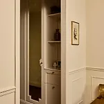 L'opale Noire Hotel Paris