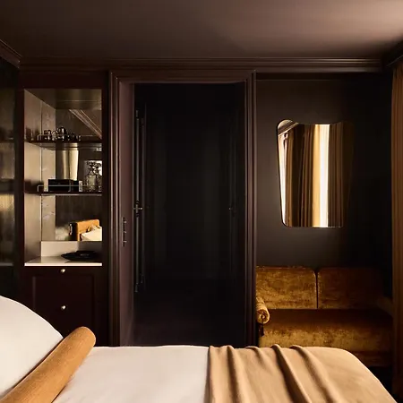 L'opale Noire 4*