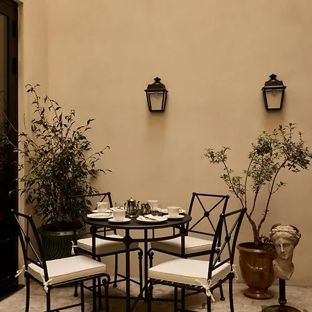 L'opale Noire פריז