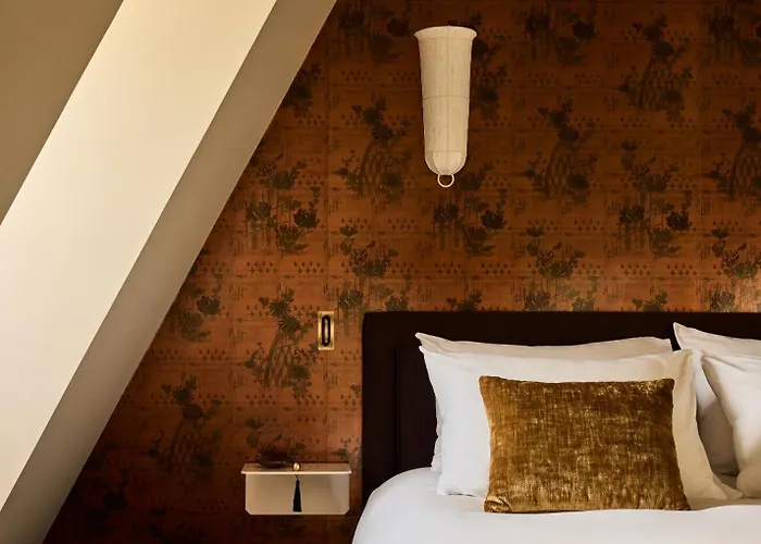 L'opale Noire 4* Paris