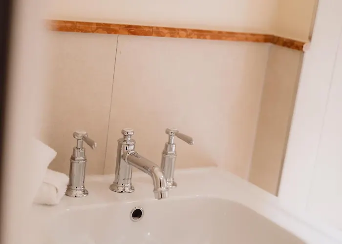 L'opale Noire Otel 4*